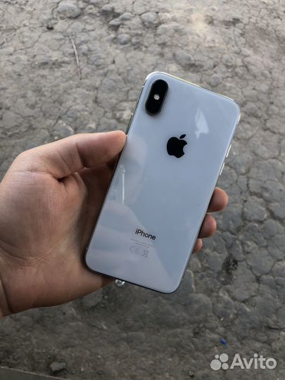iPhone X, 64 ГБ
