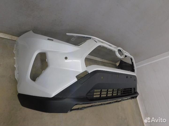 Бампер передний Toyota RAV4