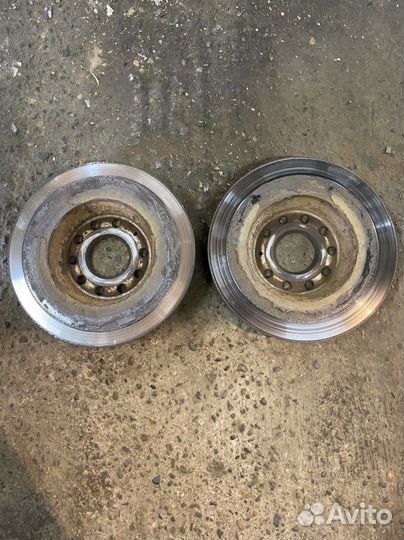 Задние тормозные диски на tiguan 2013