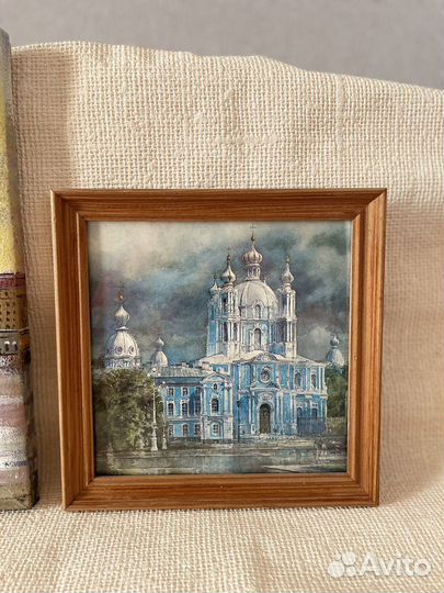 Миниатюрные картины с видами Санкт-Петербурга