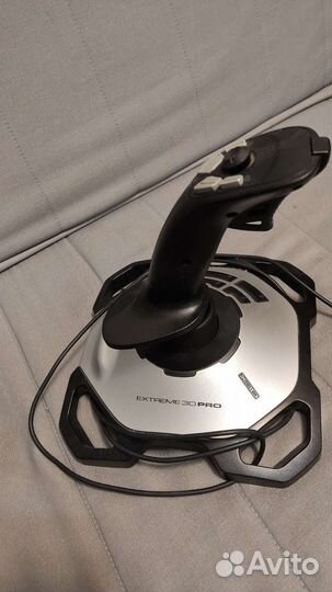 Джойстик Logitech Extreme 3D Pro
