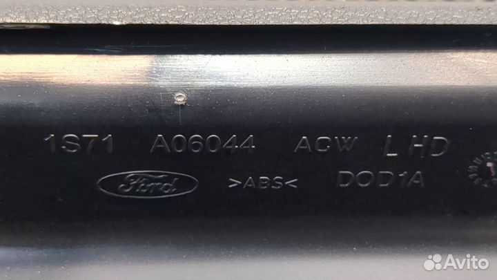 Бардачок Ford Mondeo 3, 2001