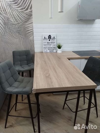 Полубарные стулья