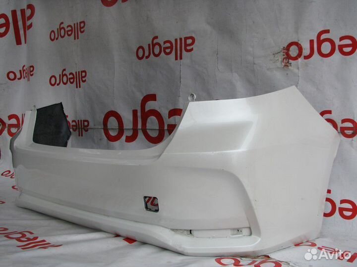 Toyota Corolla 210 бампер задний белый 2018+