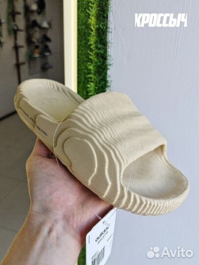 Тапочки Adidas Adilette Desert sand