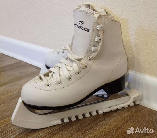 Коньки фигурные