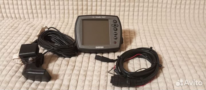 Эхолот Garmin fishfinder 140