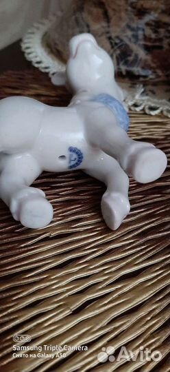 Фигурка единорожки.Фарфор