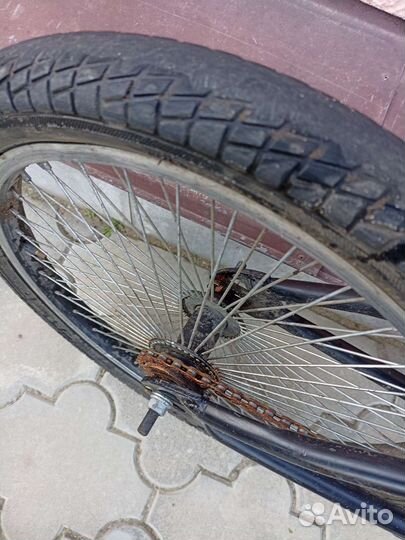 Трюковой велосипед BMX