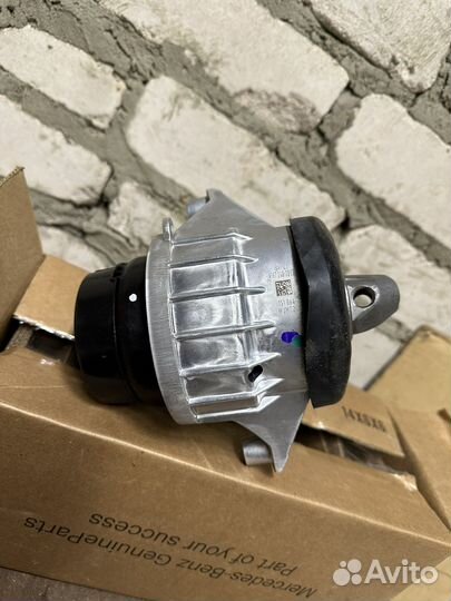 Опора двигателя