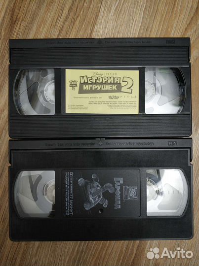 33 Видеокассеты и видеомагнитофон не исправный