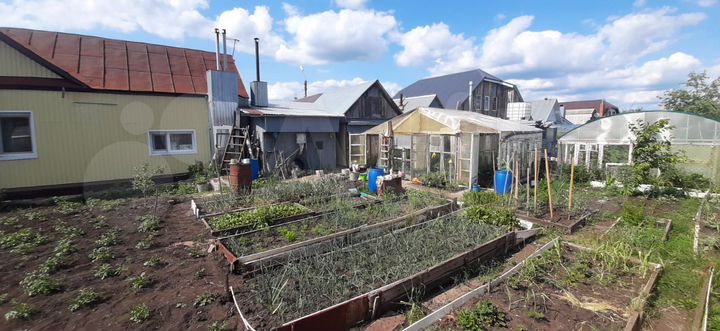 Дом 112 м² на участке 4 сот.