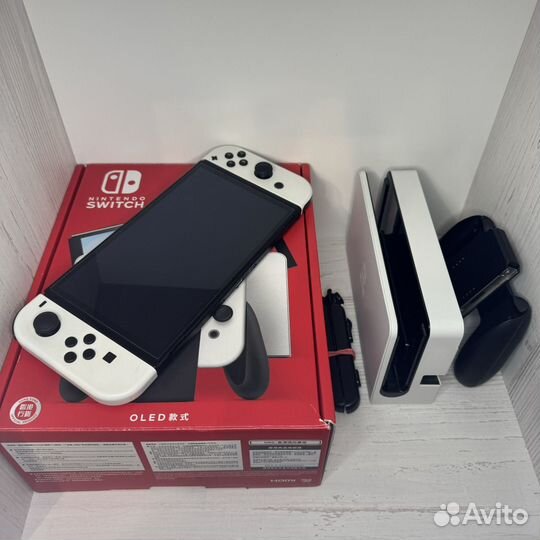 Nintendo Switch oled 128gb + чехол и сумка