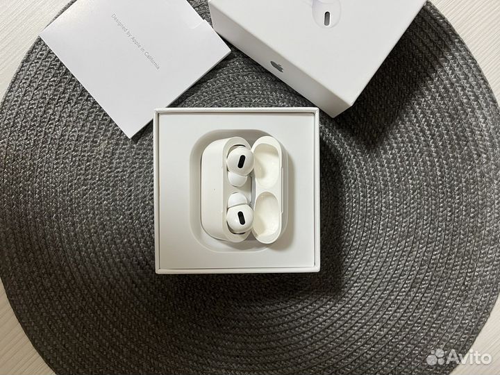 Беспроводные наушники Apple airpods pro