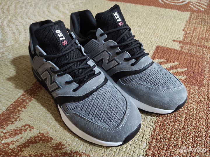 Кроссовки NB