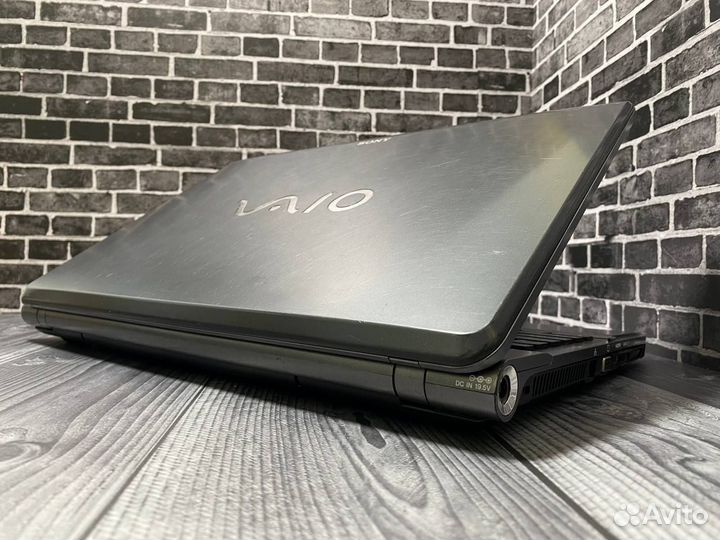 Игровой ноутбук Sony I7/FHD/8Gb/SSD+HDD/4ядра