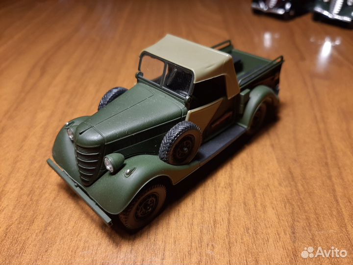 Модели 1:43 Газ м-1