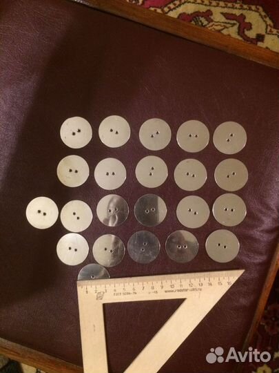 Пуговицы специальные
