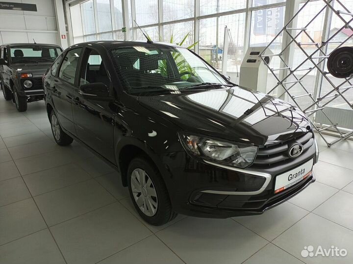 LADA Granta 1.6 МТ, 2023