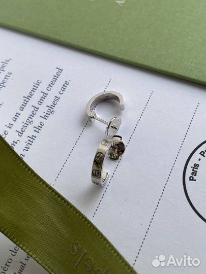 Золотые серьги Cartier Love