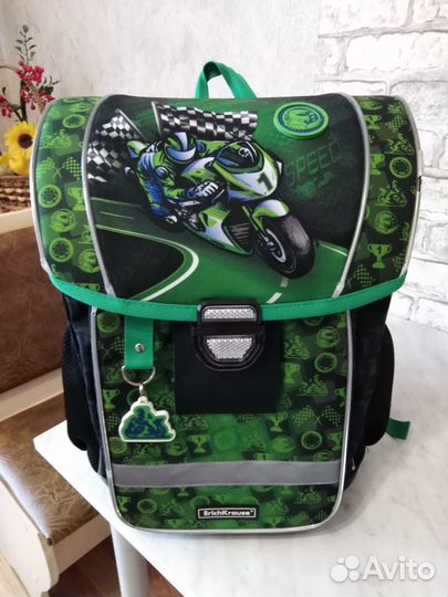 Ранец для первоклассника