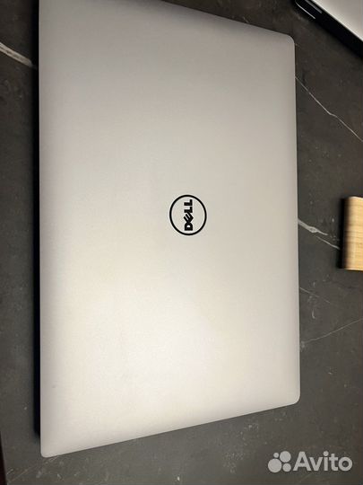 Ноутбук dell precision 5520