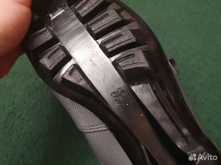 Лыжные ботинки 36 tempus