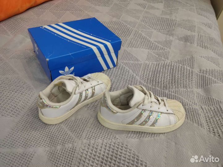 Кроссовки Adidas 26