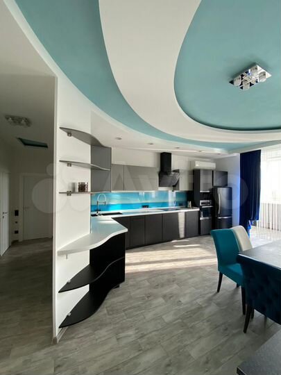 2-к. квартира, 100 м², 8/22 эт.