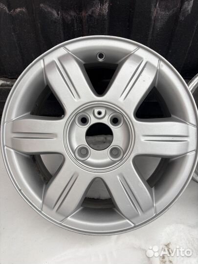 Литье диски r15 4x100 на largus logan megane