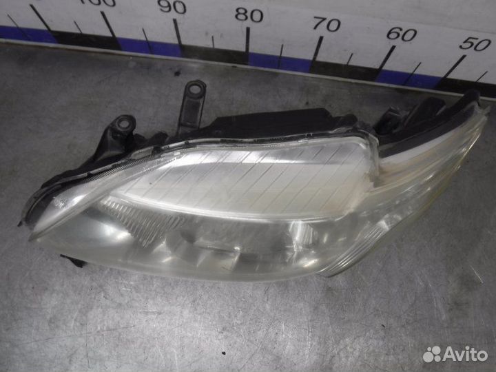 Фара передняя левая Toyota Corolla