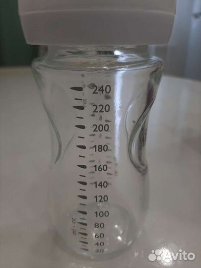 Молокоотсос ручной Avent + бутылочка avent