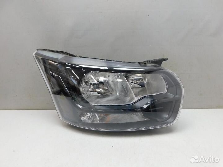 Фара правая Ford Tourneo Connect