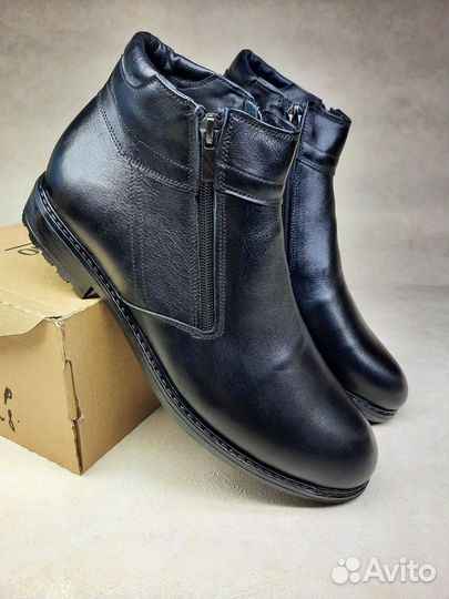 Кожаные зимние ботинки утеплённые с мехом (Арт.98980)