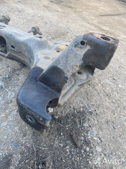 Подрамник Chevrolet Aveo T300