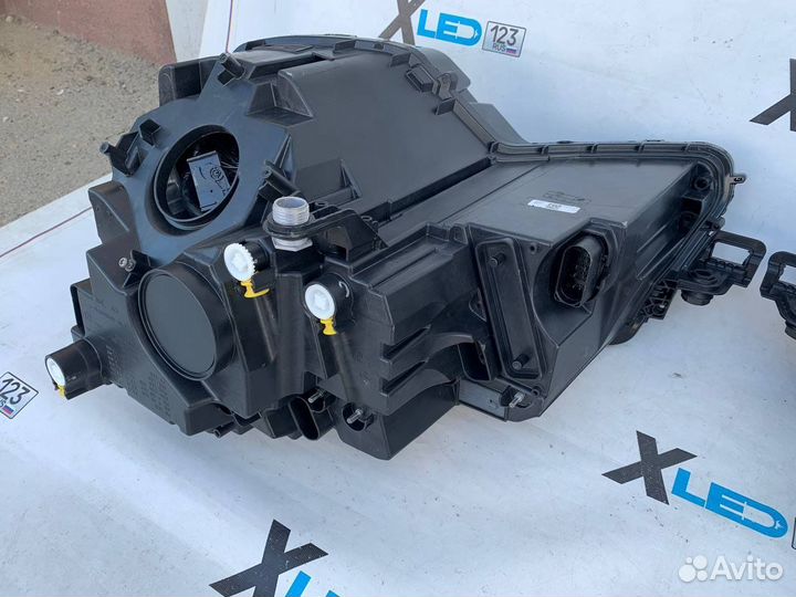 Фара Skoda Karoq правая левая
