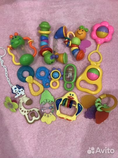 Развивающие игрушки пакетом