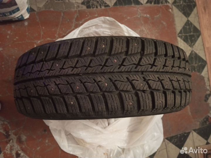 Landsail Ice Star IS33 15/60 R15 88C