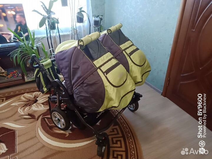 Коляска для двойни зима-лето