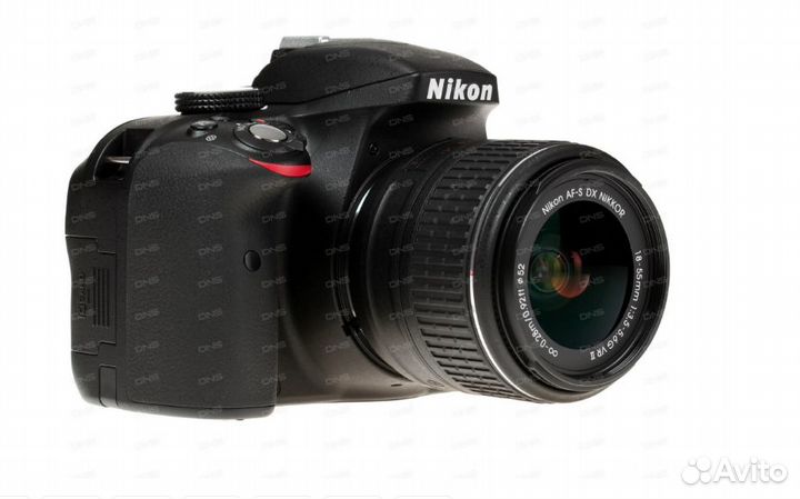 Зеркальная камера Nikon D3300. Пробег 2819 кадров