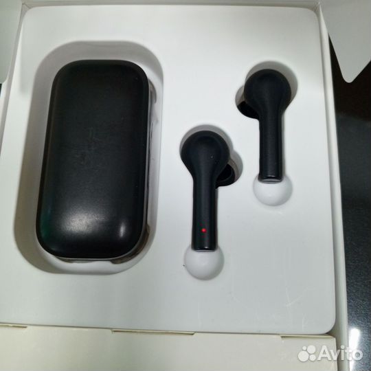 Беспроводные наушники QCY-T5 полный комплект