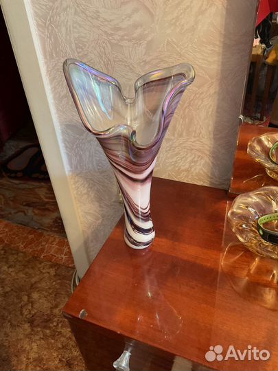 Ваза для цветов СССР из цветного стекла