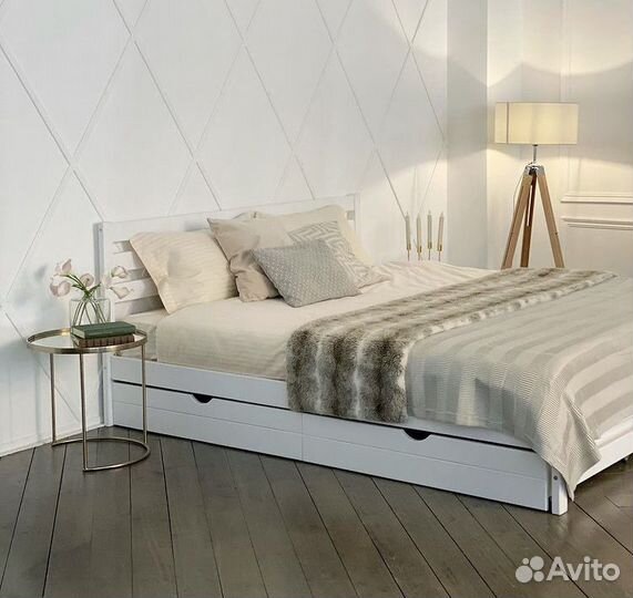 Двуспальная кровать из Березы