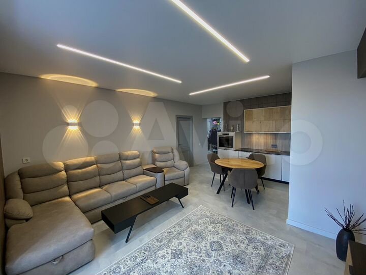 2-к. квартира, 67,8 м², 6/8 эт.