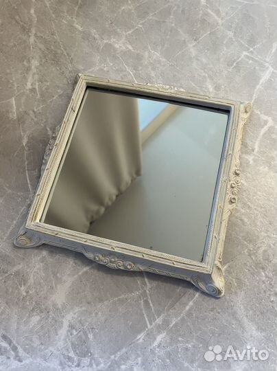 Зеркальный поднос квадратный белый