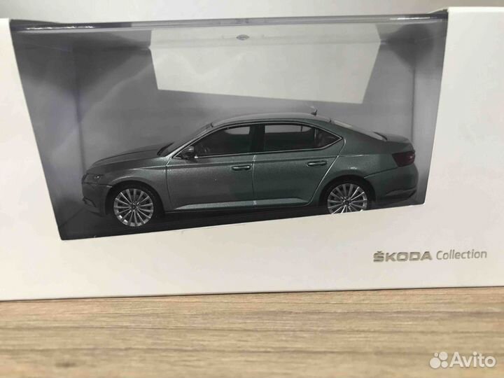 Skoda Superb III 1:43 3V0099300F7M