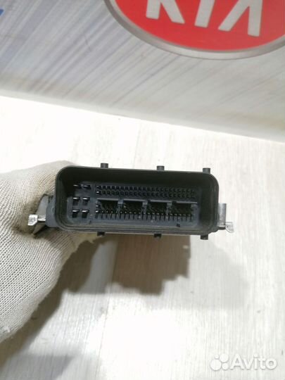 Блок управления двигателем эбу Мозги Hyundai solar