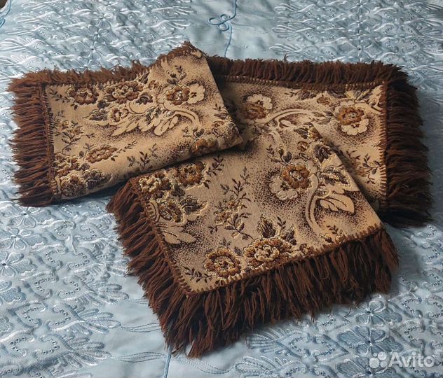 Накидки на диван и кресла