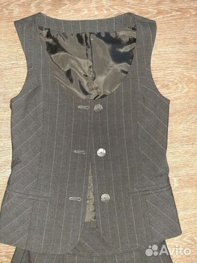 Форма Николь