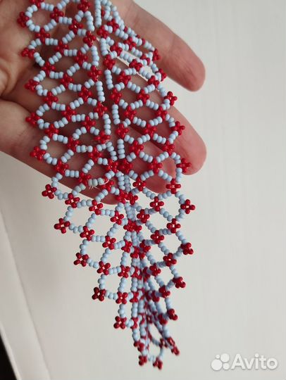 Ожерелье из бисера ручной работы